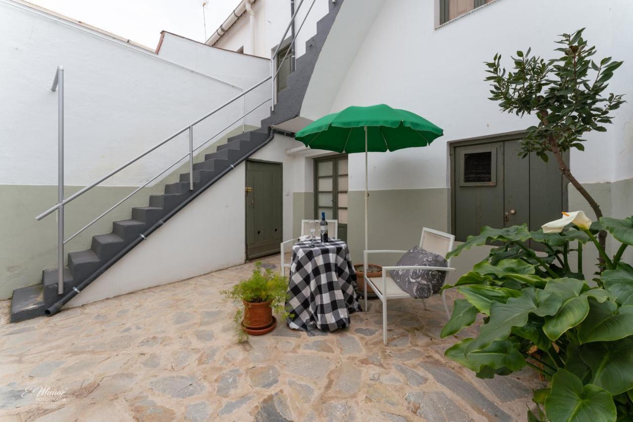 Apartamentos Tibula Museo 梅里达 外观 照片